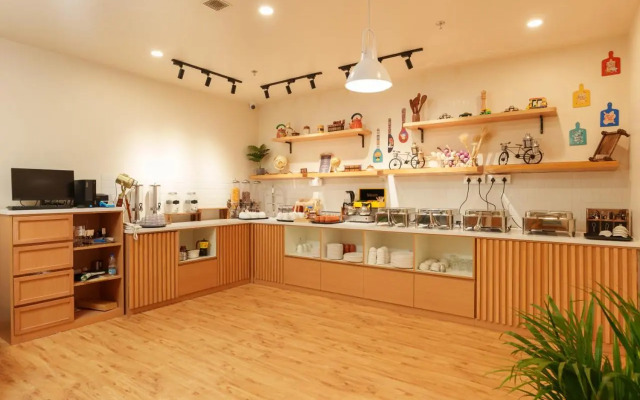 Bloom Boutique - Connaught Place Area