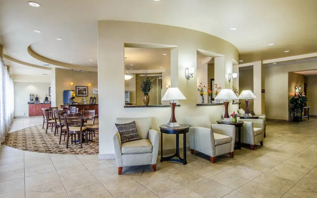 Sleep Inn & Suites Van Buren