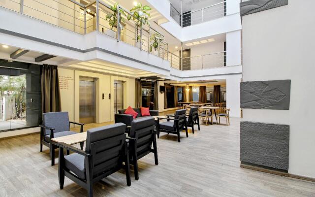 OYO Townhouse 597 Halcyon Tara Residency
