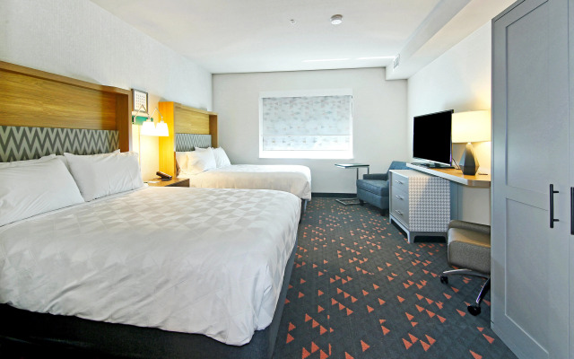 Holiday Inn Hotel & Suites Calgary Airport North by IHG