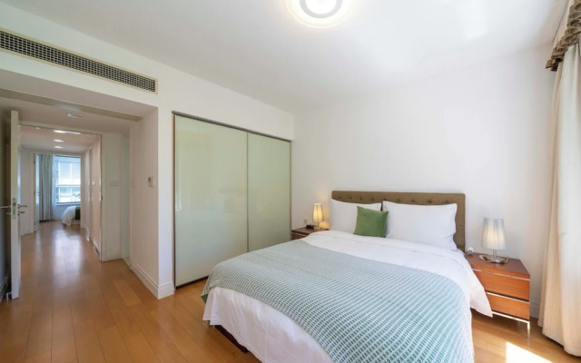 Tyms Stylish 3BR 2BA Apt Xujiahui Metro