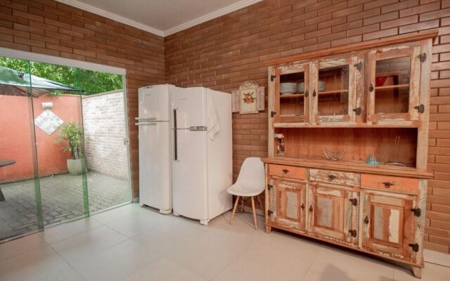 Casa Agradavel E Silenciosa, Bairro Pereque Em Ilhabela