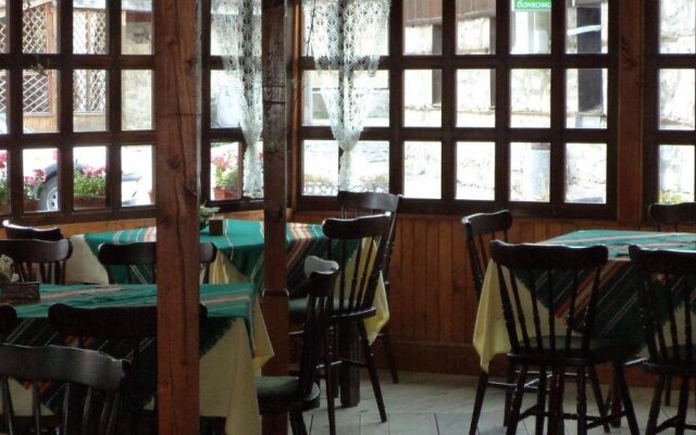 Family hotel-restaurant Chuchura
