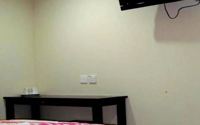 Iskandar Sinsuran Homestay