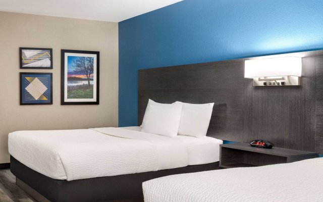 La Quinta Inn & Suites by Wyndham Chicago Tinley Park