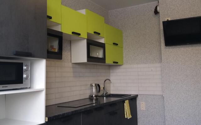 Сутки как дома на улице Петухова