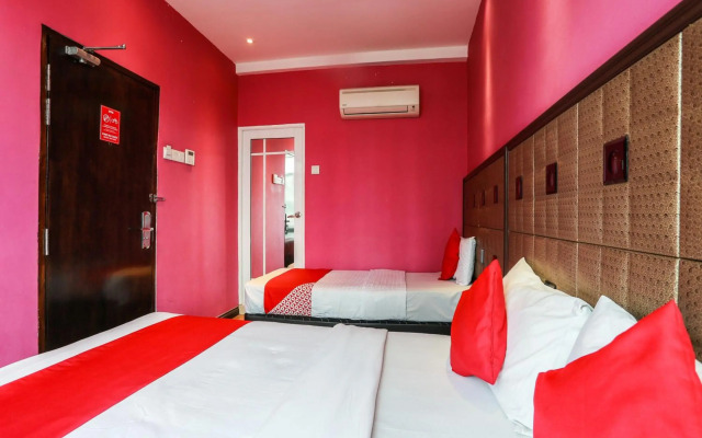 OYO 90894 Hotel Smc I-city