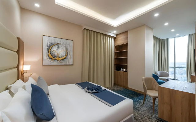 Отель Sunday Luxury Central formerly Anan hotel