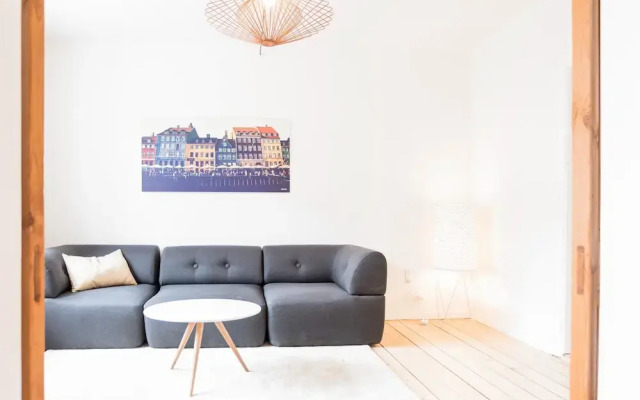 Spacious and Cool 1-bed in Gadekvarteret