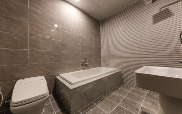 Hotel Moon Cheonan Sinbuldang