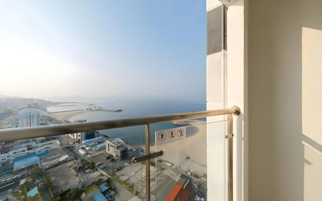 Urbanstay Sokcho Deungdae Beach