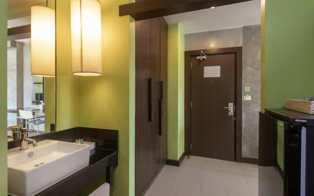 Silathip Huahin Serviced Apartment & Hotel