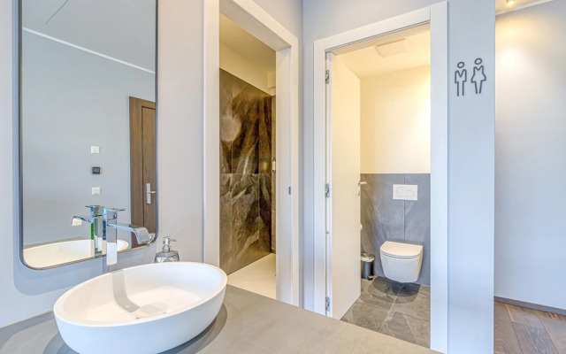 Icon H 208 Suite Micro-living
