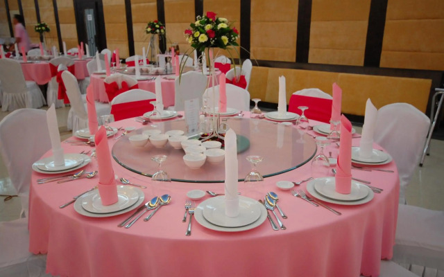 A&A Plaza Hotel