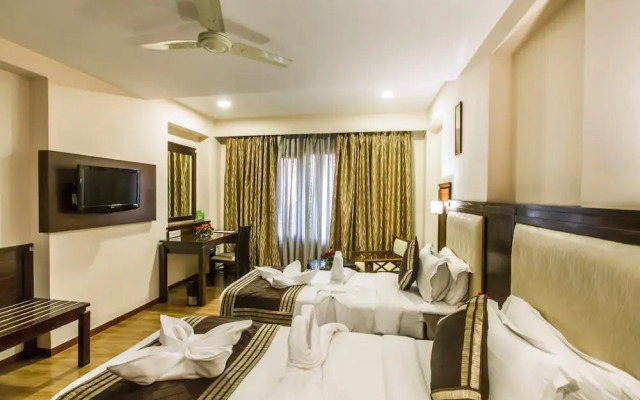 Hotel Golden Manor