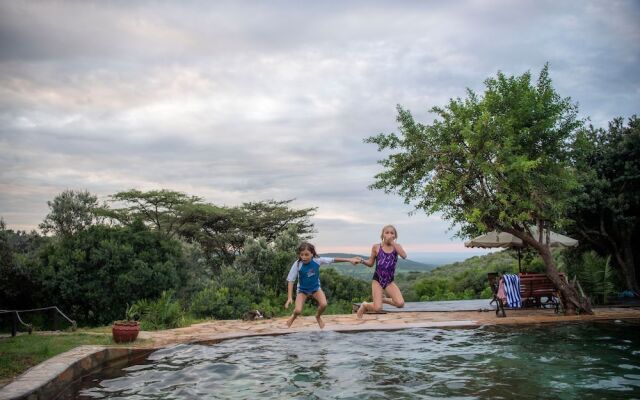 Entumoto Safari Camp