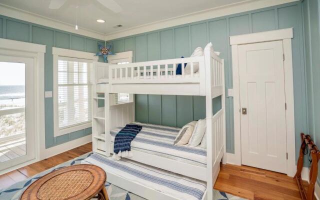 1 Emerald of the Seas