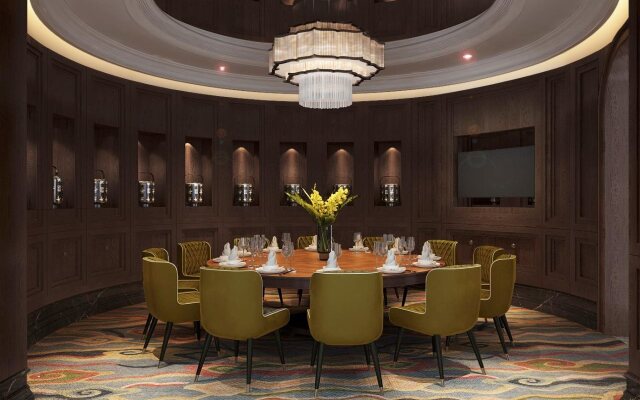 Silk Path Grand Hue Hotel