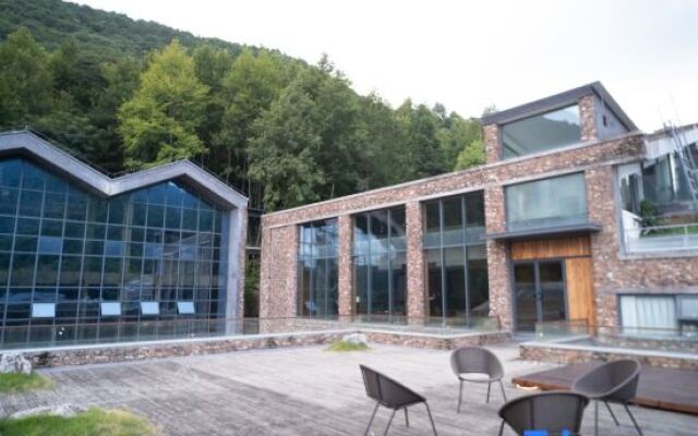 Shoudan Hotel