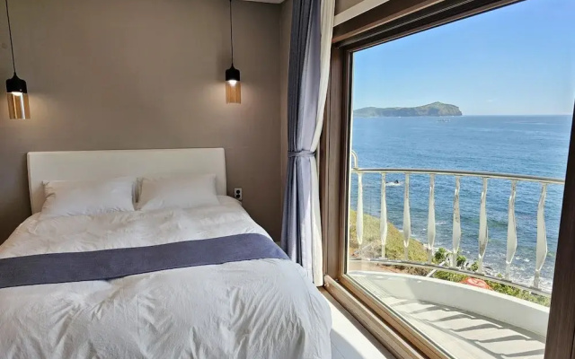 Sunrise Castle Pension