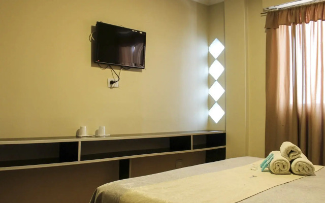Alto Parana Hotel