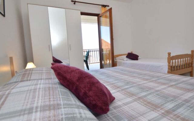 Apartment Rose Gemmano 14092