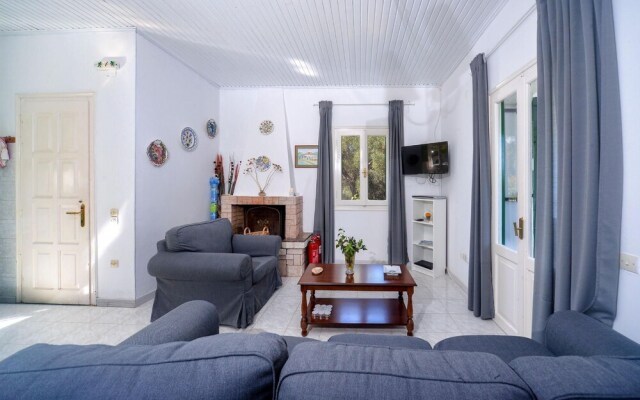 Villa Maria in Paxi With 2 Bedrooms and 1 Bathrooms