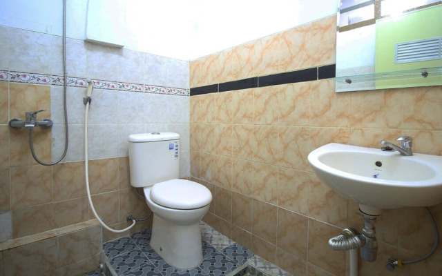 OYO 2593 Mawar Homestay