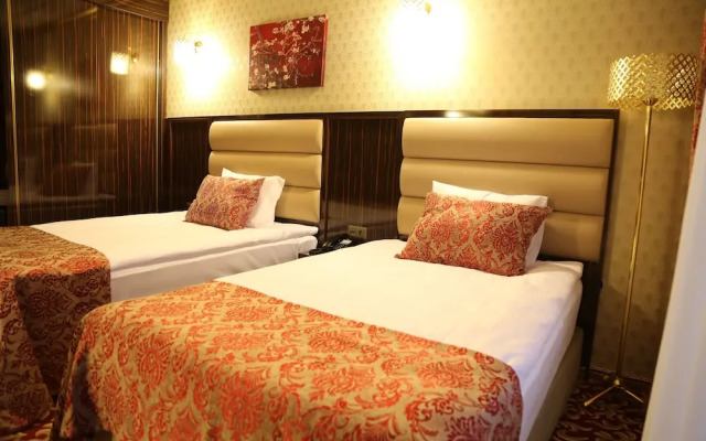 Savona Otel