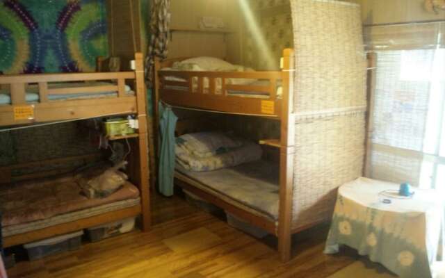 OKINAWA MOTOBU GUESTHOUSE - Hostel