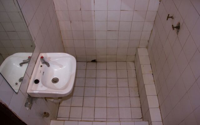 Airport Budget Hotel