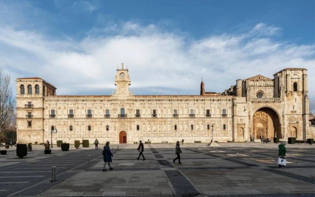 Parador de León