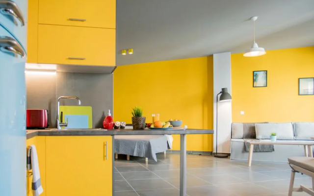 Eternal luxury suites