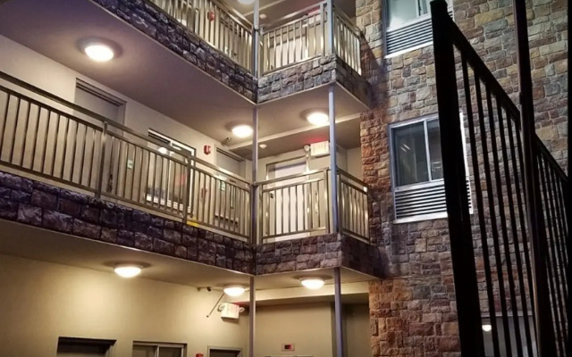 Rodeway Inn Near JFK Airport
