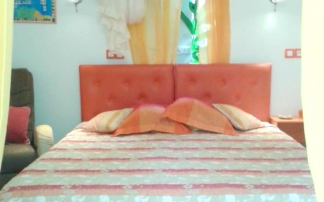 Bungalow With one Bedroom in Pointe-noire, With Furnished Garden and W