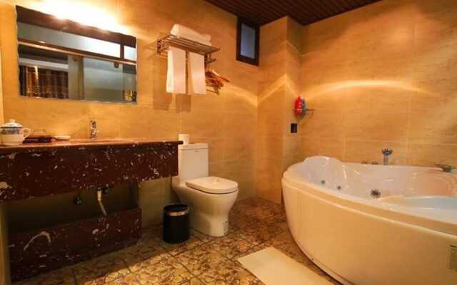Come Inn- Lijiang