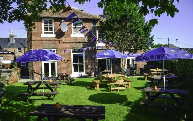 Waverley Inn