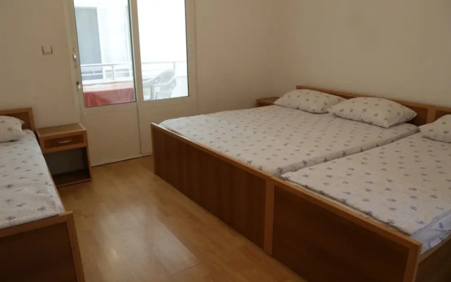 Mimi Lux Apartments