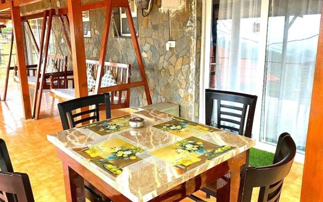 Country Holidays Himalayan View Cottages Mukteshwar