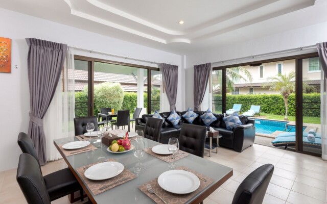 Karon Beach Pool Villa 2