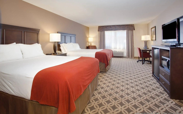 Holiday Inn Express Show Low by IHG
