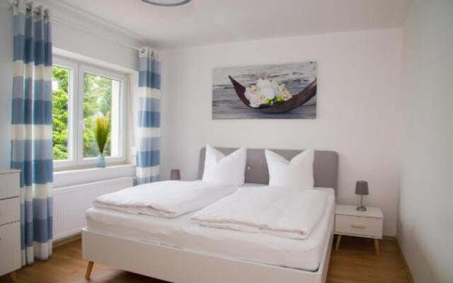 Ferienwohnungen Rügen Findling Breege