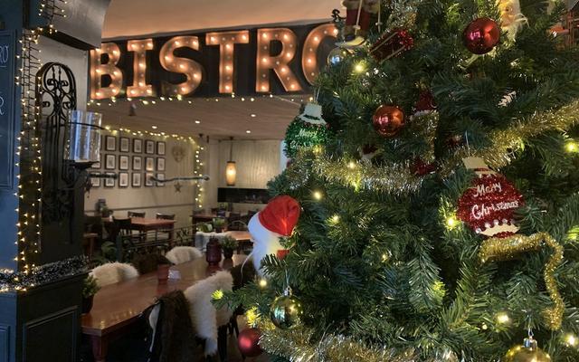 Le bistro