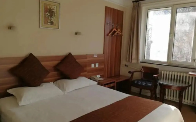 Beijing Dongchangan Business Hotel