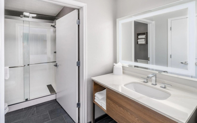 Grand Tower Inn Sathorn Bangkok