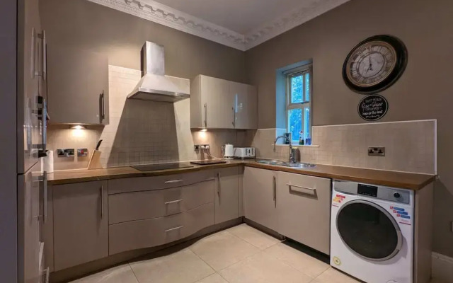 Stunning & Modern 2BD Flat - Manchester!