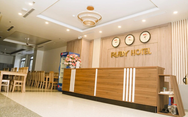 Ruby Hotel Cat Ba