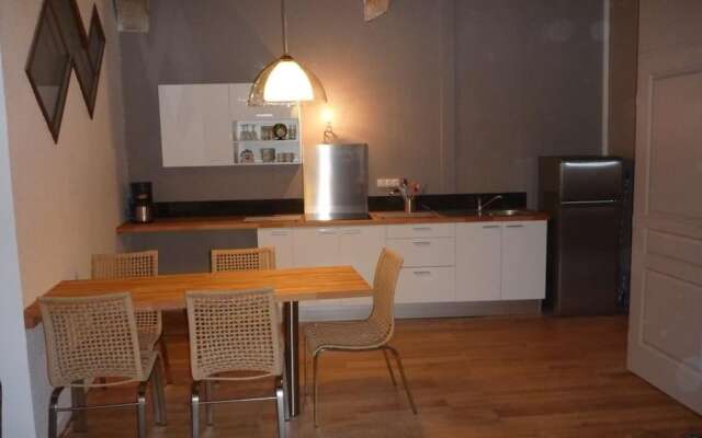 Apartment With one Bedroom in Lyon, With Wifi