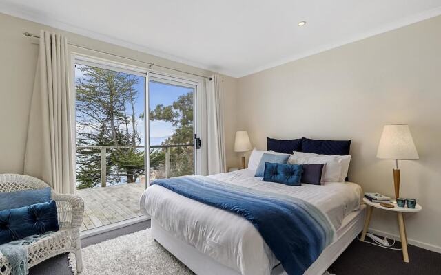 Hidden Bay - 5 BR luxury waterfront