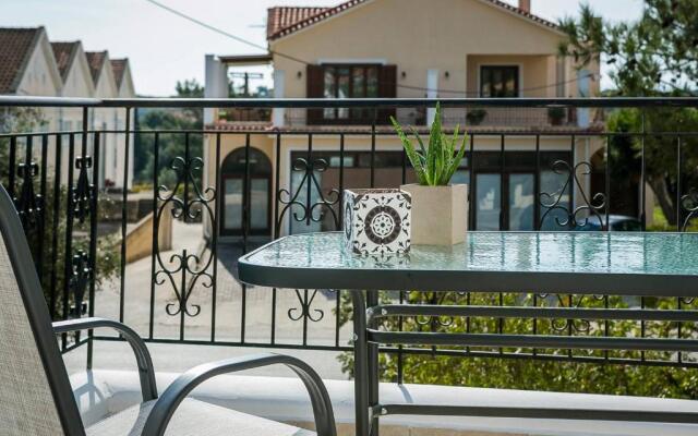 Julia's Luxury Suites, Cephallonia near Argostoli